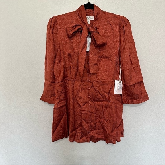 NWT Jessica Simpson orange satin animal print maternity blouse M medium women’s - Picture 1 of 5